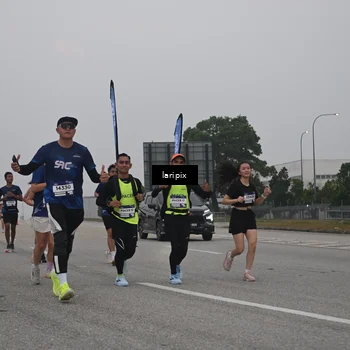 Runner Photo 7587953