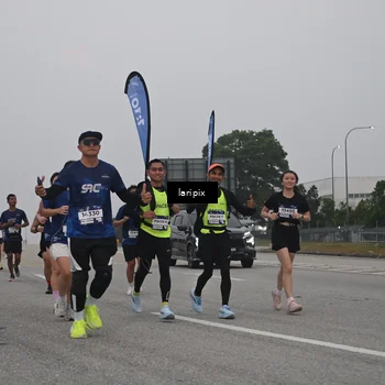 Runner Photo 7587954