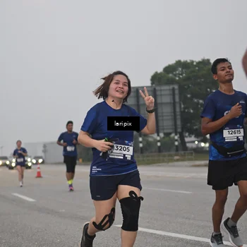 Runner Photo 7587965