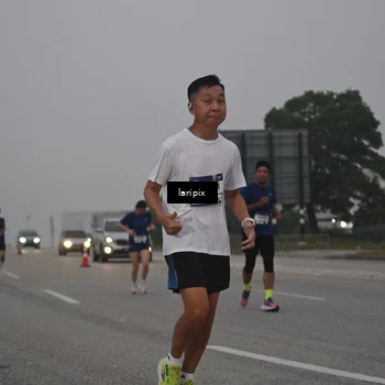Runner Photo 7587982