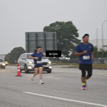 Runner Photo 7587993
