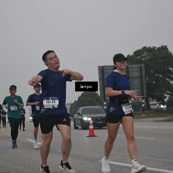 Runner Photo 7588004