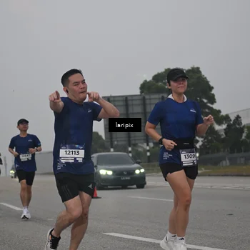 Runner Photo 7588016