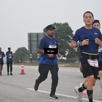 Runner Photo 7588033