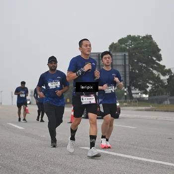 Runner Photo 7588034