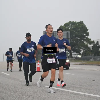 Runner Photo 7588035