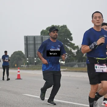 Runner Photo 7588036