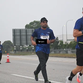 Runner Photo 7588039