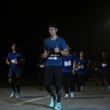 Runner Photo 7588052