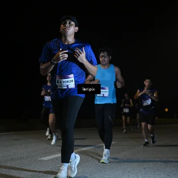 Runner Photo 7588137