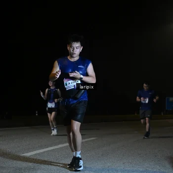 Runner Photo 7588161