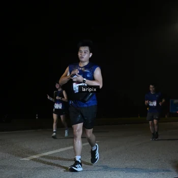 Runner Photo 7588168