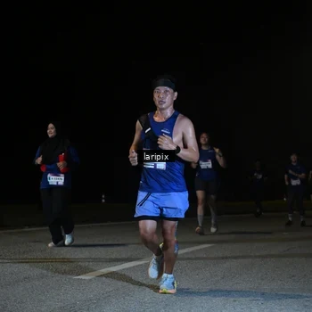 Runner Photo 7588251