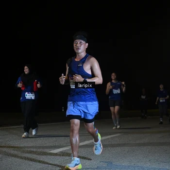 Runner Photo 7588253