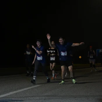 Runner Photo 7588262