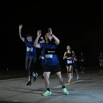 Runner Photo 7588281