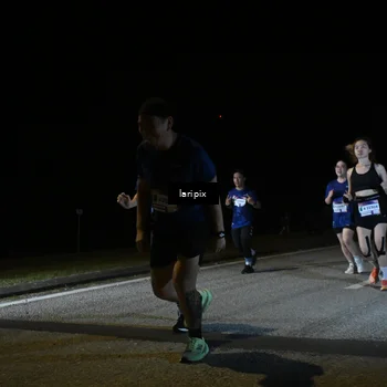 Runner Photo 7588292