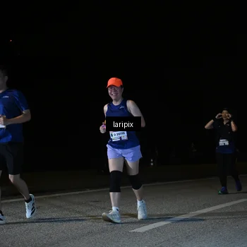 Runner Photo 7588298