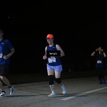 Runner Photo 7588299