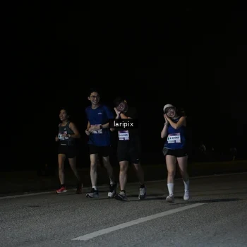 Runner Photo 7588312
