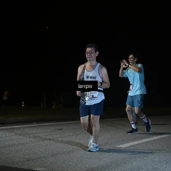 Runner Photo 7588349