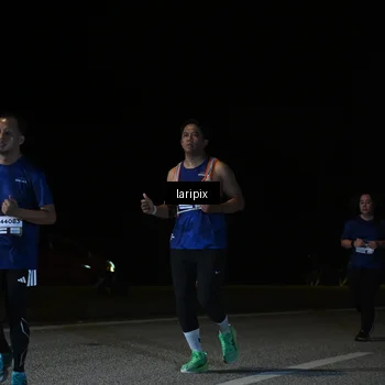 Runner Photo 7588381