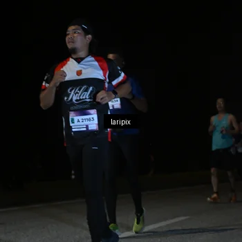 Runner Photo 7588445