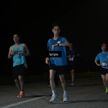 Runner Photo 7588450
