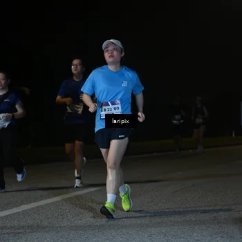 Runner Photo 7588465