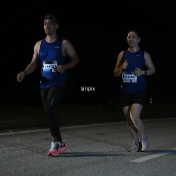 Runner Photo 7588471