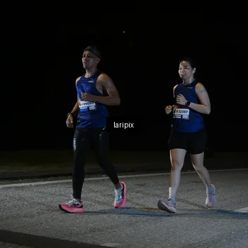 Runner Photo 7588476