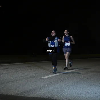Runner Photo 7588481