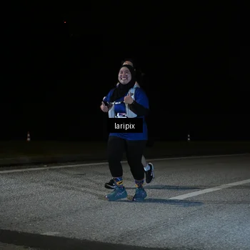 Runner Photo 7588492