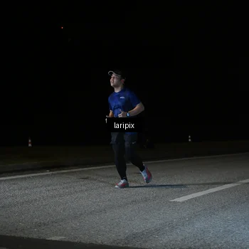 Runner Photo 7588497