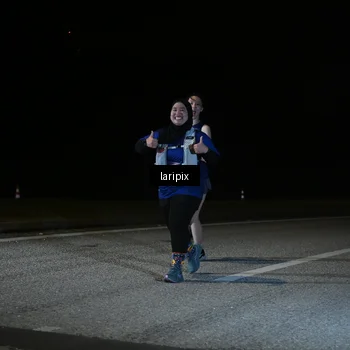 Runner Photo 7588498