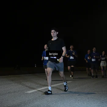 Runner Photo 7588502
