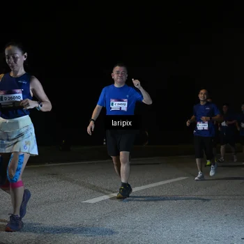 Runner Photo 7588535