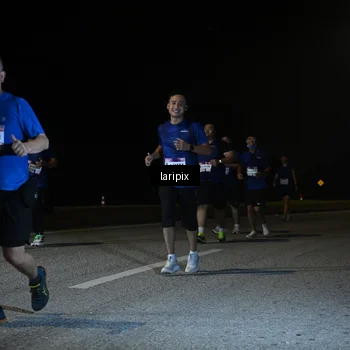 Runner Photo 7588542