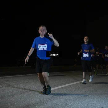 Runner Photo 7588548