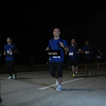 Runner Photo 7588550
