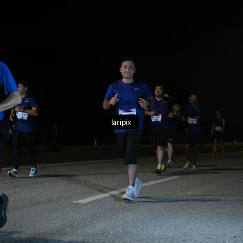 Runner Photo 7588551
