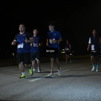 Runner Photo 7588559