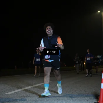 Runner Photo 7588565