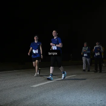 Runner Photo 7588571