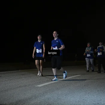 Runner Photo 7588573