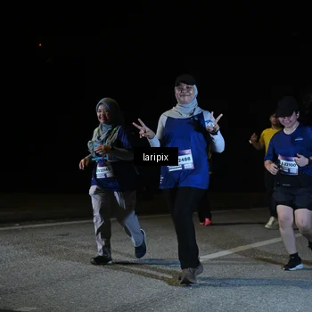 Runner Photo 7588590