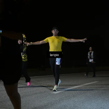 Runner Photo 7588603