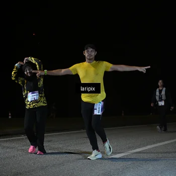 Runner Photo 7588608