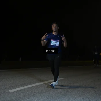 Runner Photo 7588625