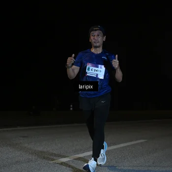 Runner Photo 7588632